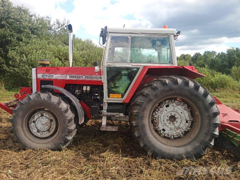 Massey Ferguson 2725 Traktory
