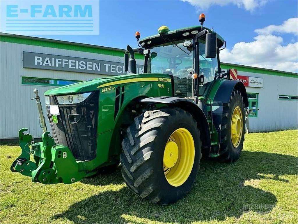 John Deere 8370 r Traktory