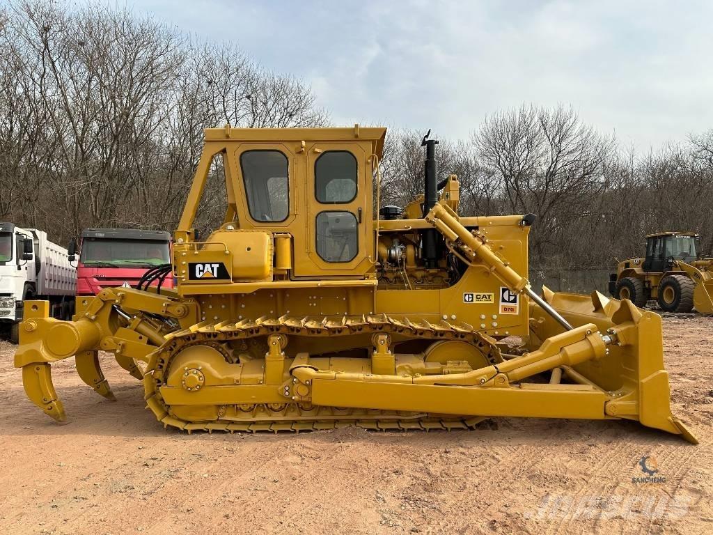 CAT D 7 G Pásové dozéry