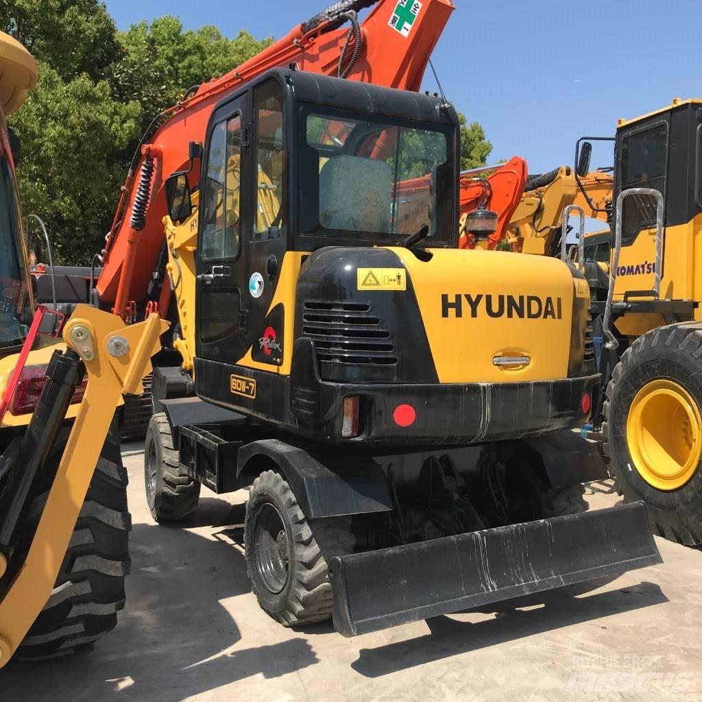 Hyundai 60 W Kolesové rýpadlá