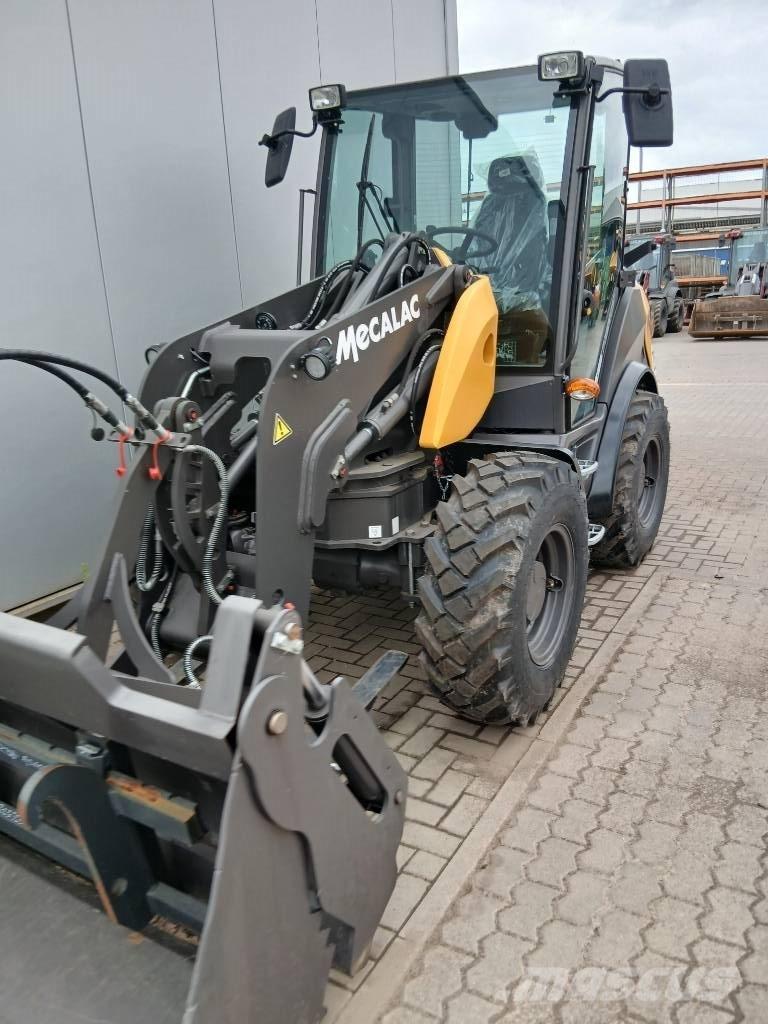 Mecalac AS 750 Kolesové nakladače
