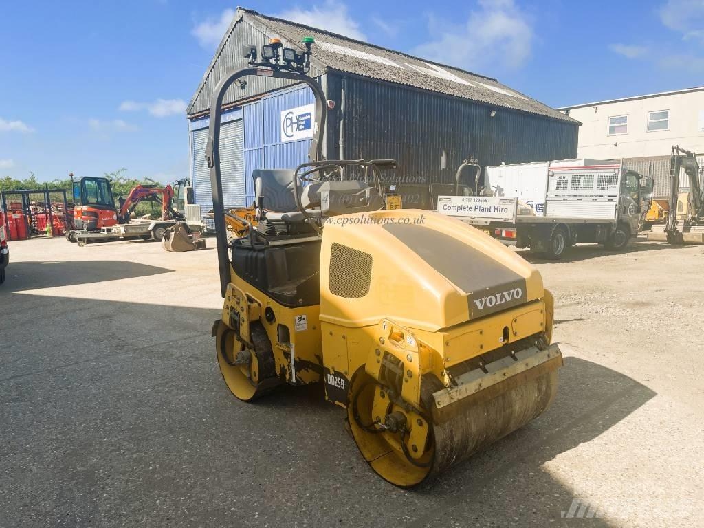 Volvo DD 25 B Tandemové valce