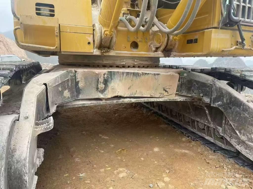 Komatsu pc850 Pásové rýpadlá