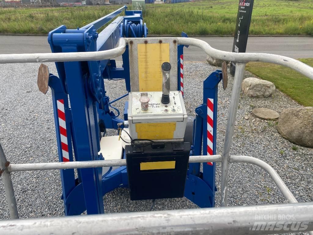 UpRight TL38 Prívesové plošiny