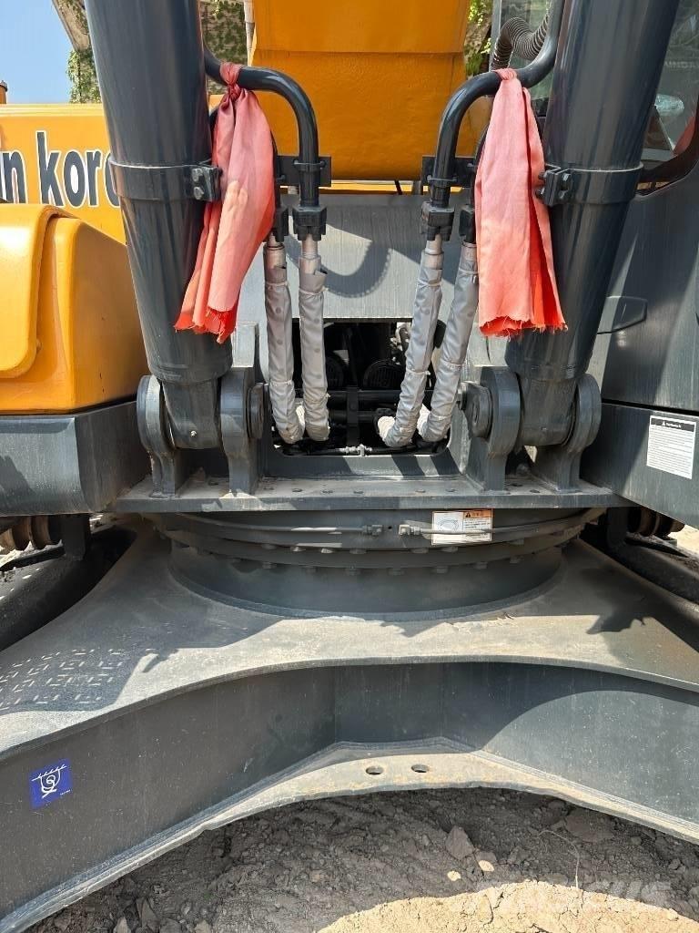 Hyundai 305LC-9S Pásové rýpadlá