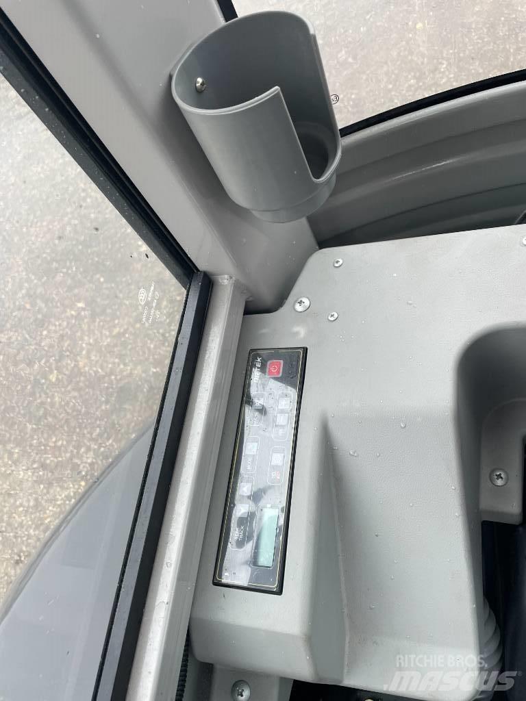 Zoomlion ZE 26 GU Mini rýpadlá < 7t
