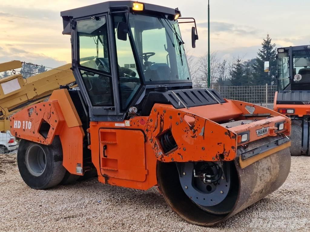 Hamm HD 110 K Pneumatikové valce