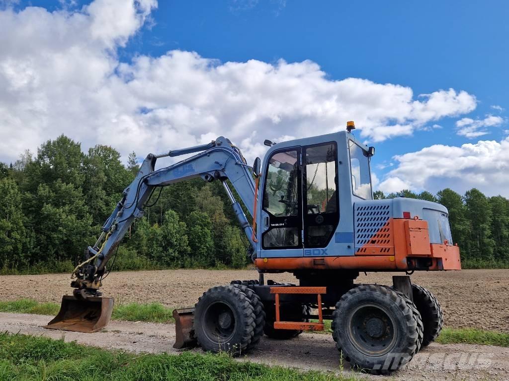 Takeuchi TB070w Kolesové rýpadlá