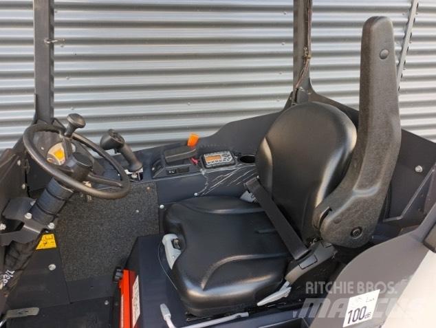 Bobcat l28 Mininakladače