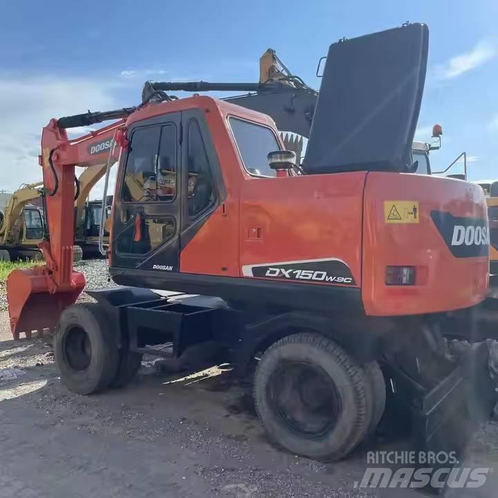 Doosan DX150W-9C Kolesové rýpadlá