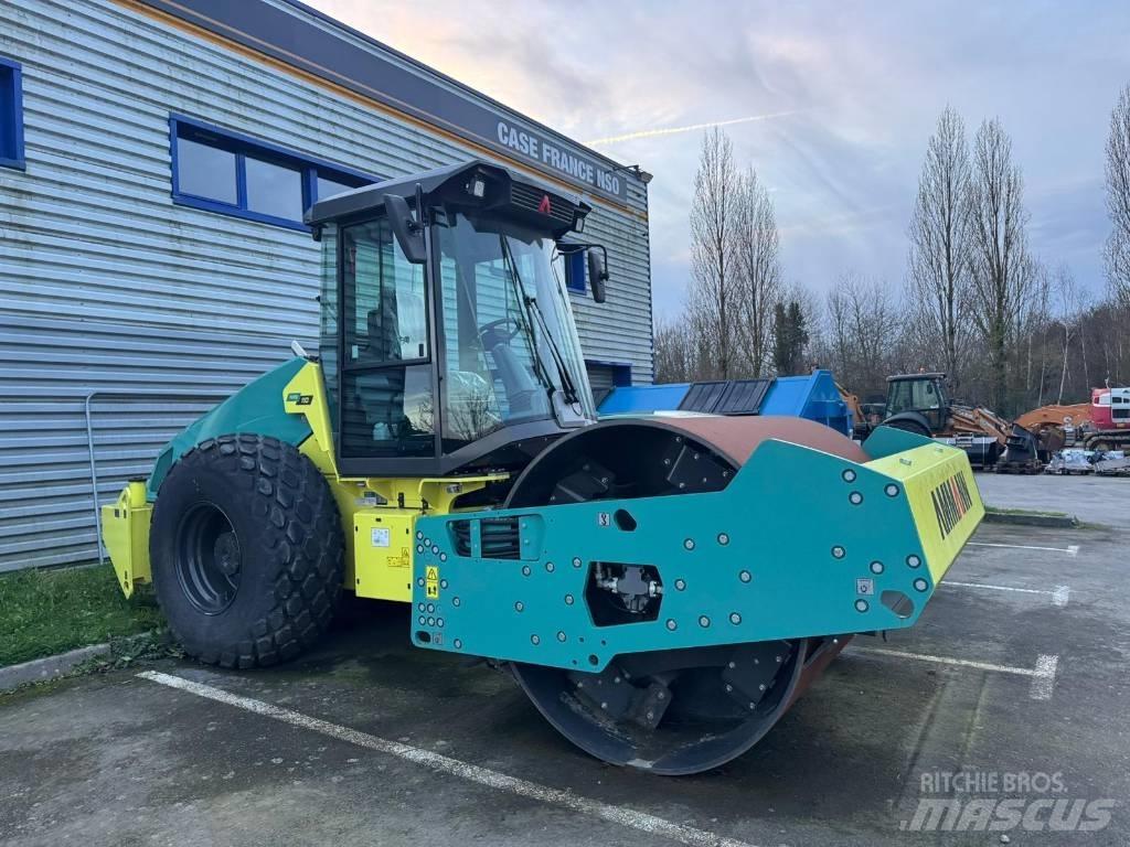Ammann ARS 110 Ťahačové valce
