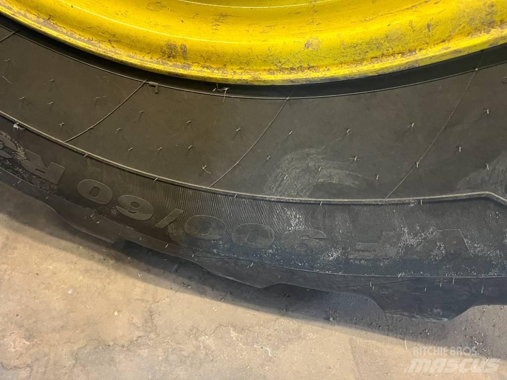 John Deere X9 1000 Kombinované zberacie stroje