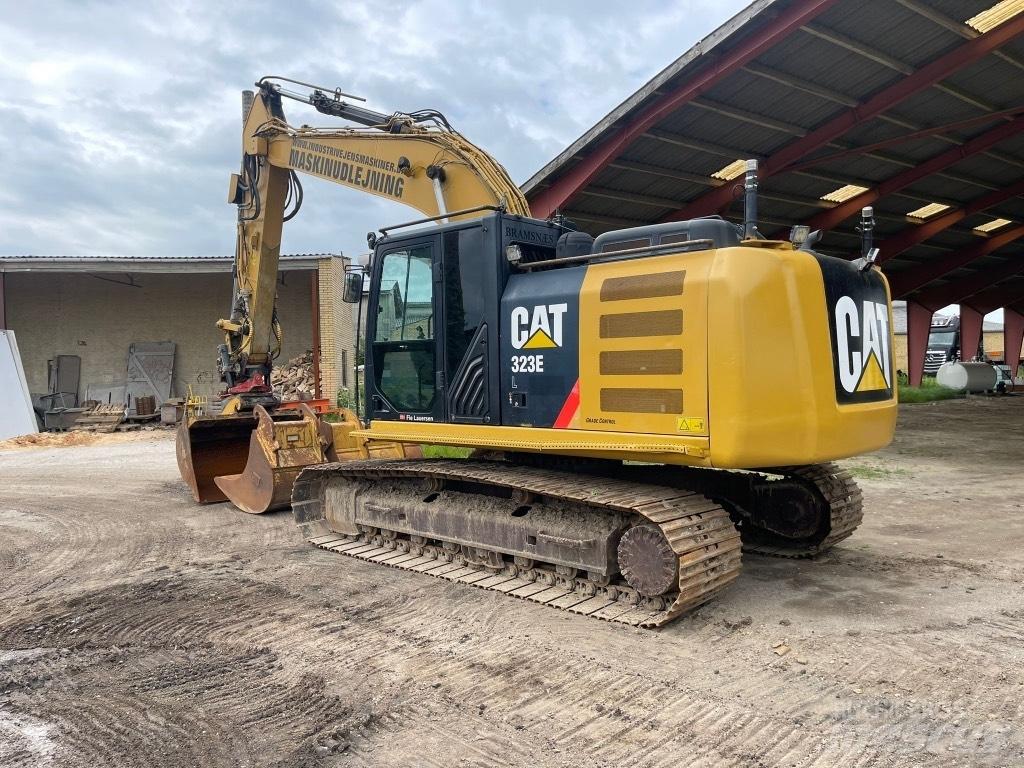 CAT 323 EL Pásové rýpadlá