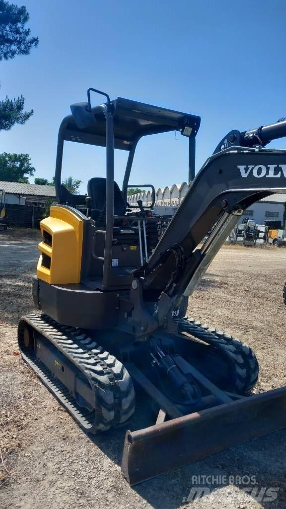 Volvo EC 27 D Mini rýpadlá < 7t