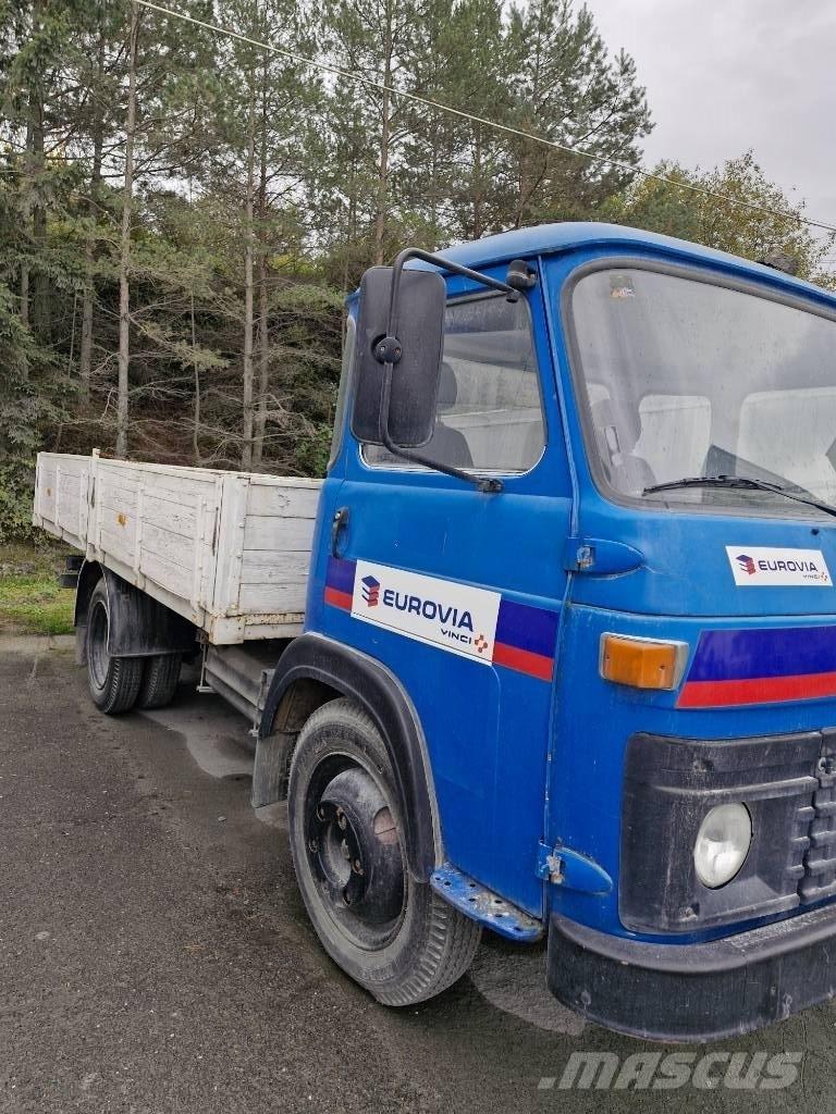 Avia 30N Plošinové nákladné automobily/nákladné automobily so sklápacími bočnicami