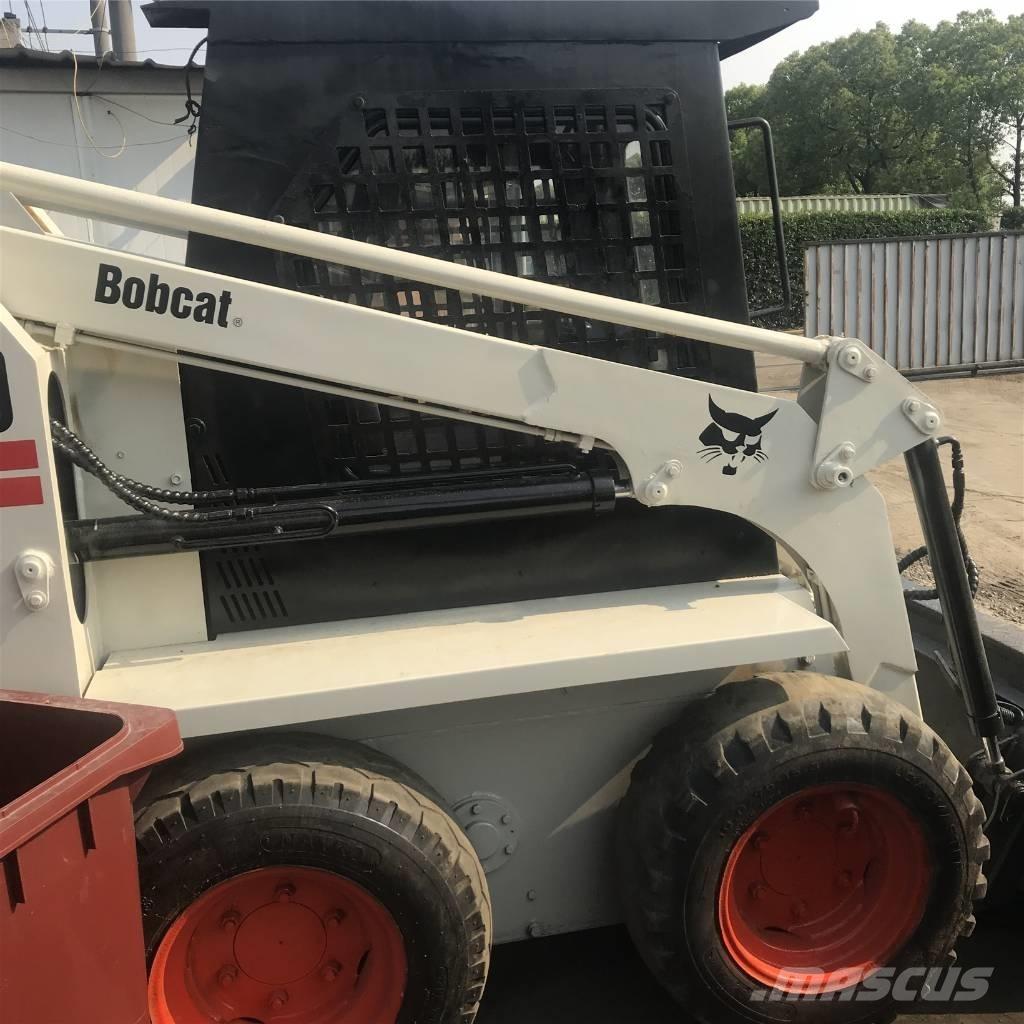 Bobcat S130 Šmykom riadené nakladače