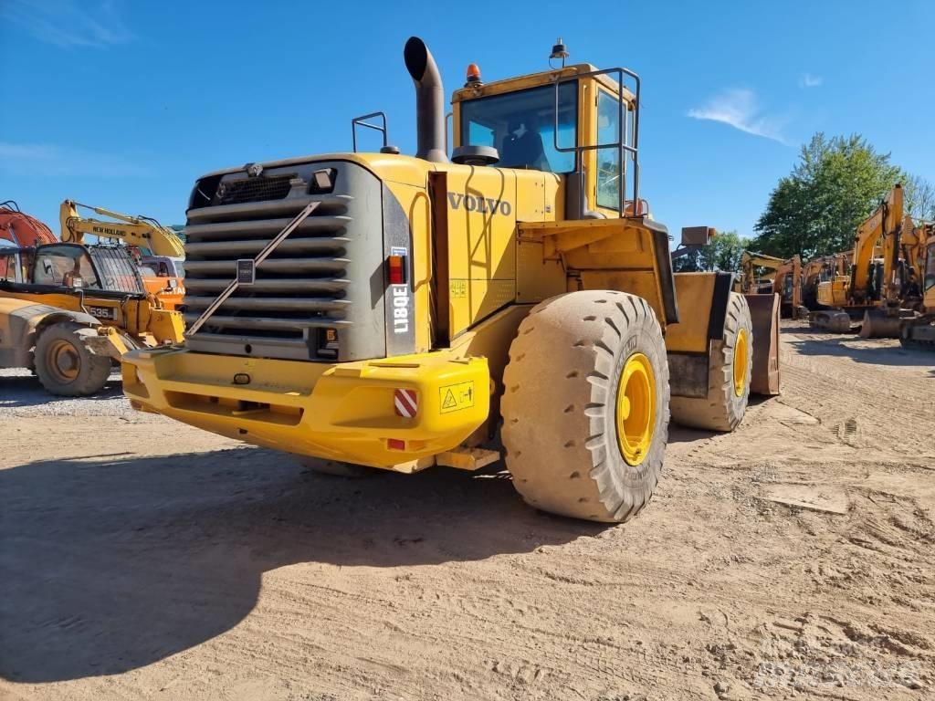 Volvo L 180 E Kolesové nakladače