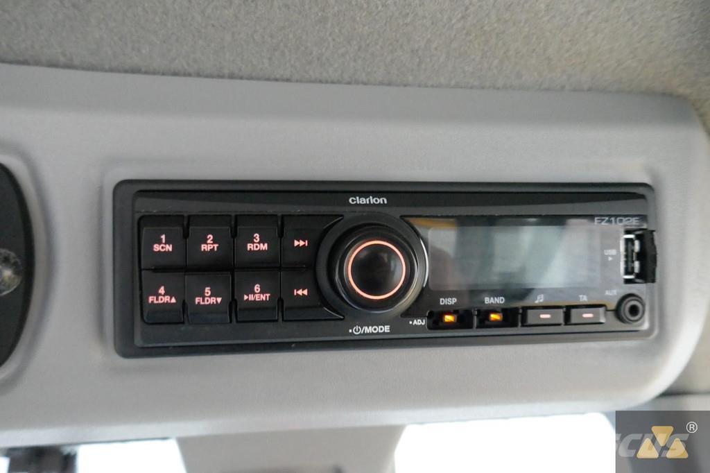 CAT 930M Kolesové nakladače