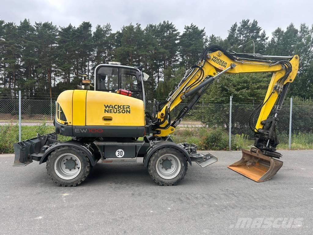Wacker Neuson EW100 Kolesové rýpadlá