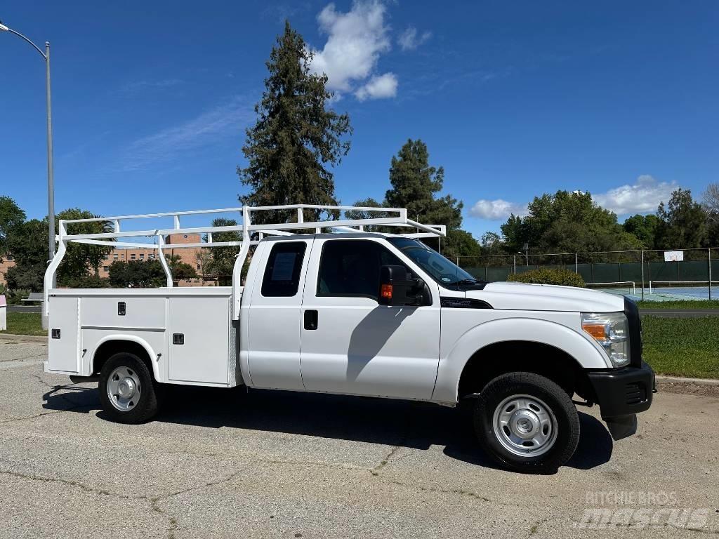 Ford F 250 SD Nakladacia/sklápacia bočnica
