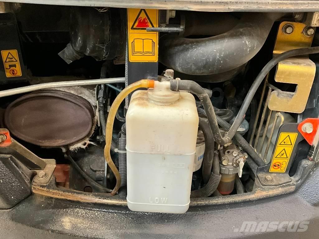 Kubota U 27-4 Mini rýpadlá < 7t