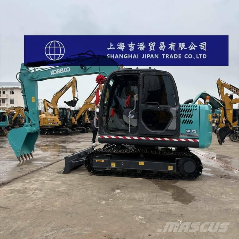 Kobelco SK 75 Midi rýpadlá 7 t - 12 t