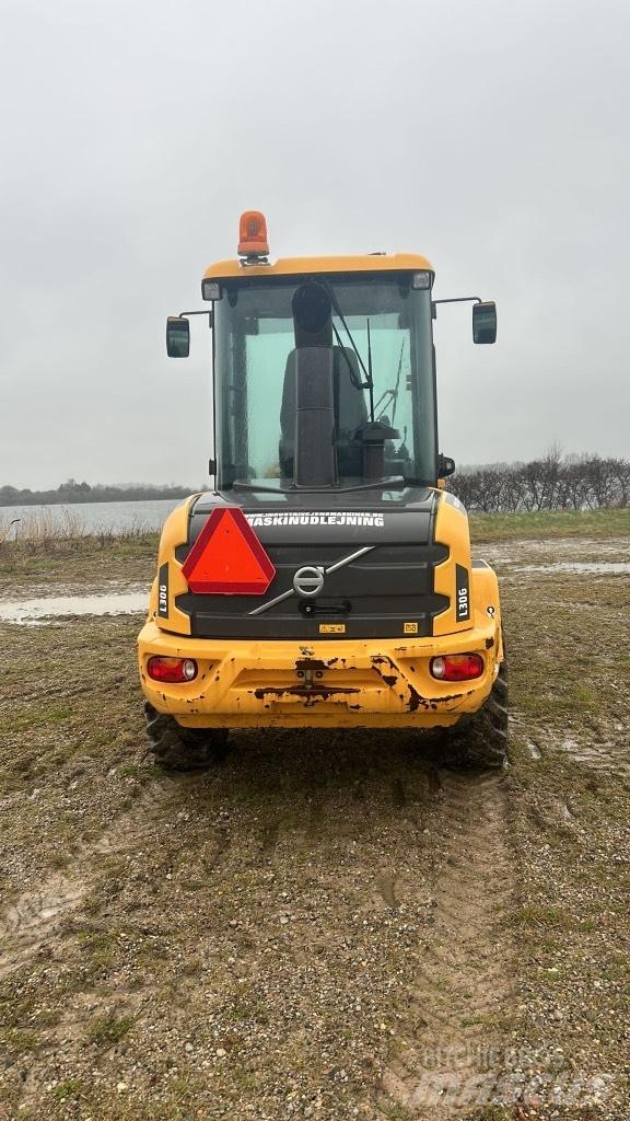 Volvo L 30 G Kolesové nakladače