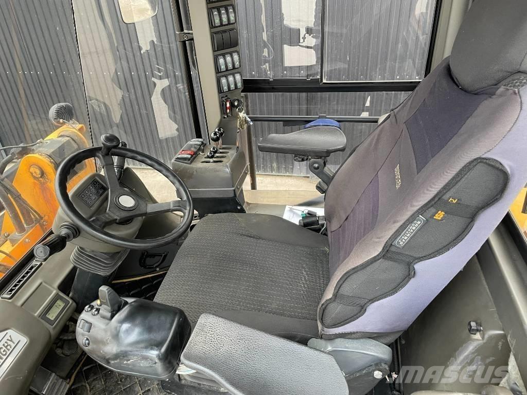 Ljungby L 13 Kolesové nakladače