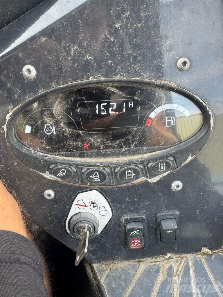 Bobcat L 28 Mininakladače