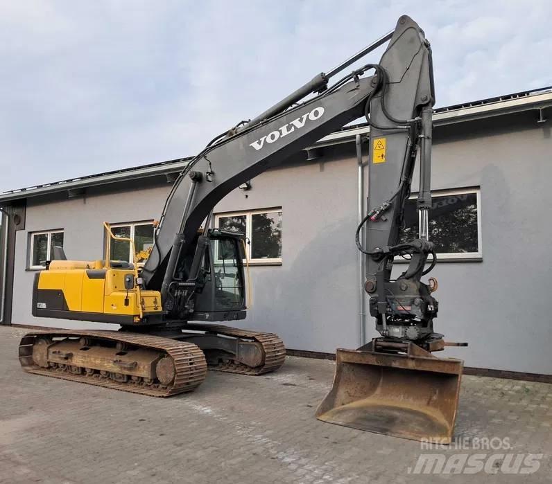 Volvo EC 220 DL Pásové rýpadlá