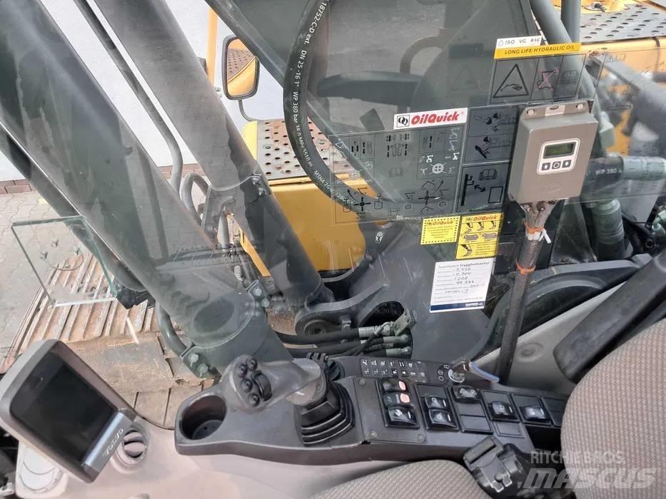 Volvo EC 220 DL Pásové rýpadlá