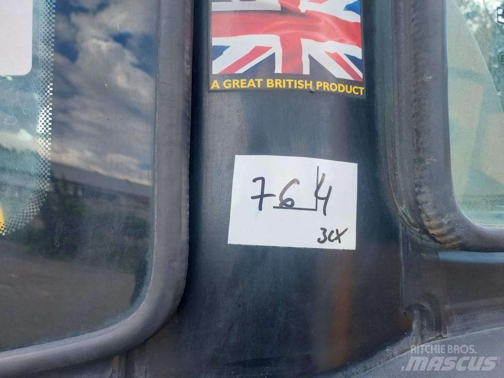 JCB 3 CX Rýpadlo-nakladače