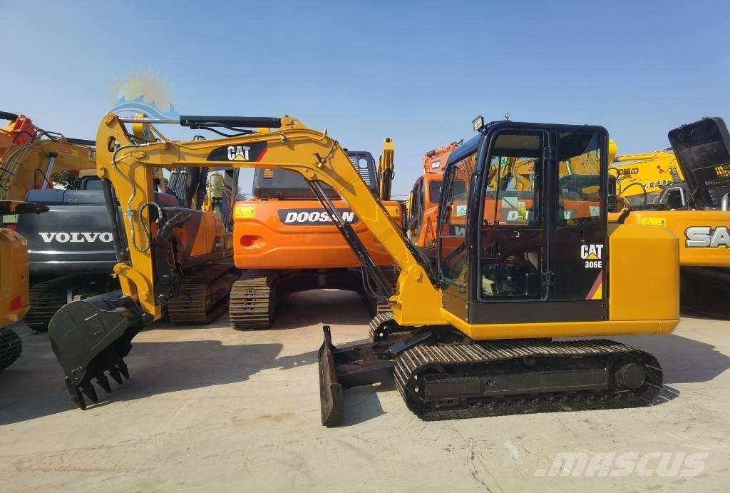 CAT 306E Pásové rýpadlá