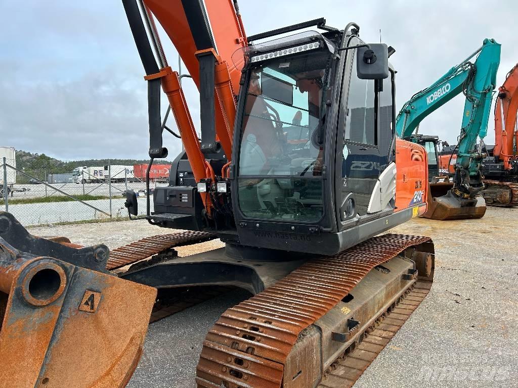Hitachi ZX 210 LC-6 Pásové rýpadlá