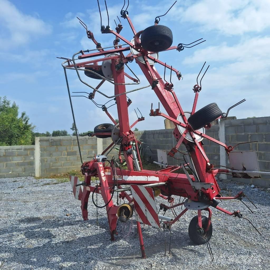 Kverneland Z765 Obracače a zhrabovače sena