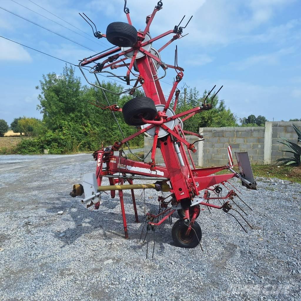 Kverneland Z765 Obracače a zhrabovače sena