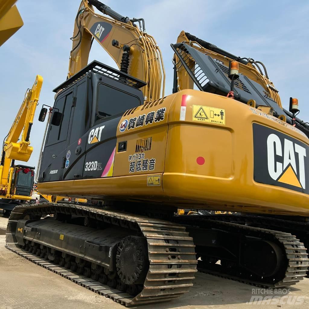 CAT 323D2L Pásové rýpadlá