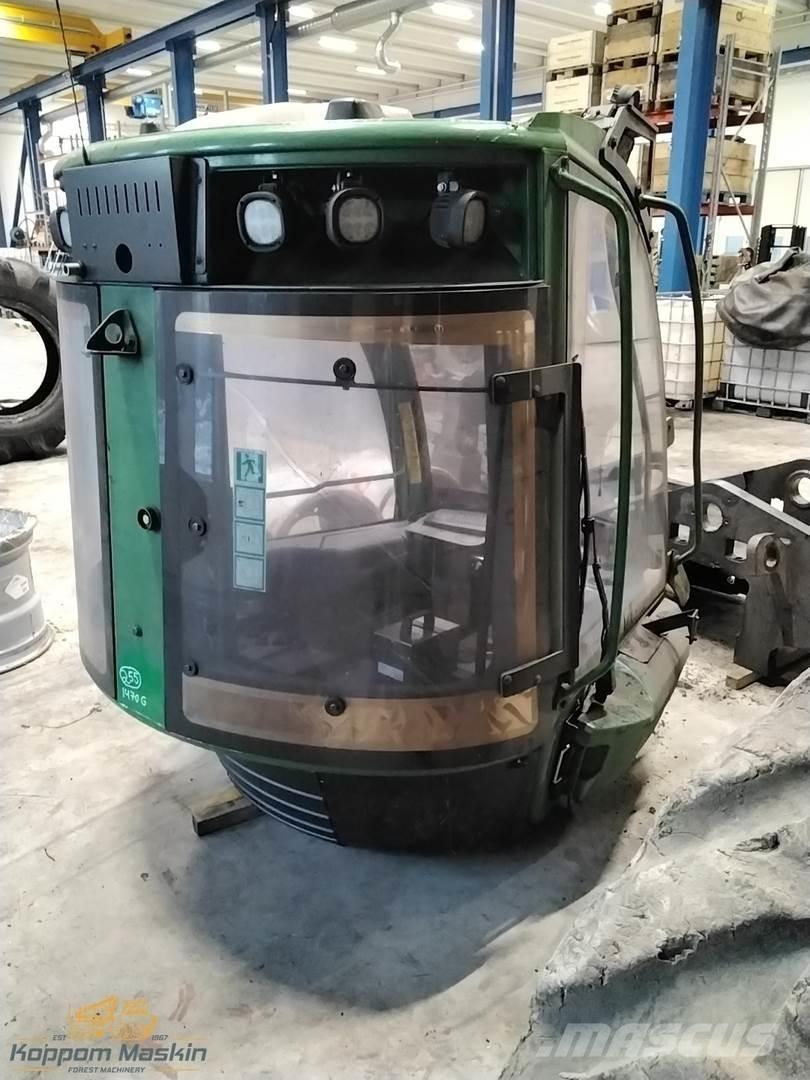 John Deere 1470g Kabíny a interiér