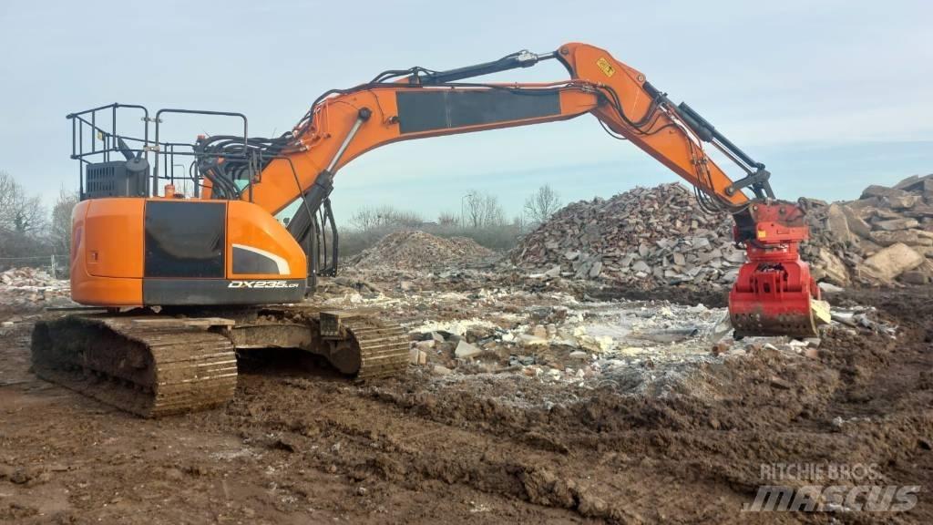 Doosan DX 235 LCR-5 Pásové rýpadlá