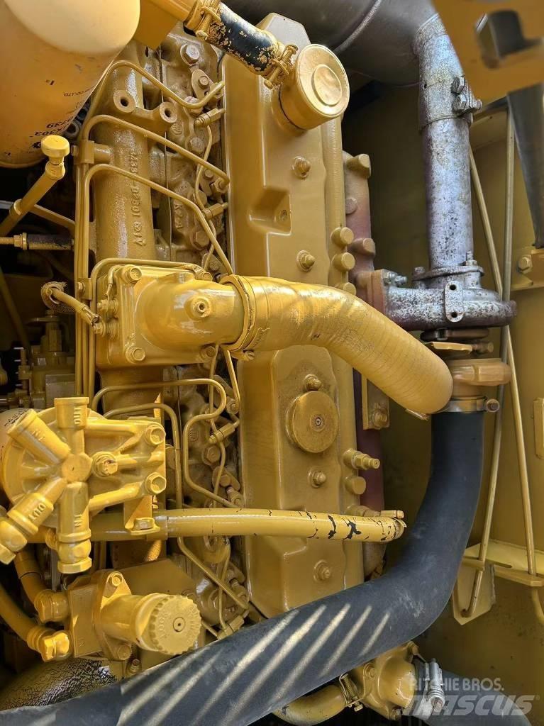 CAT 320 C L Pásové rýpadlá