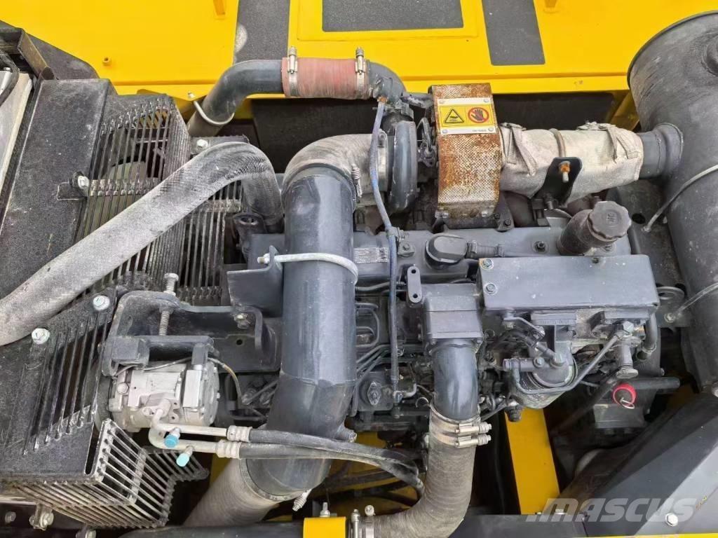 Komatsu PC 350 LC Pásové rýpadlá