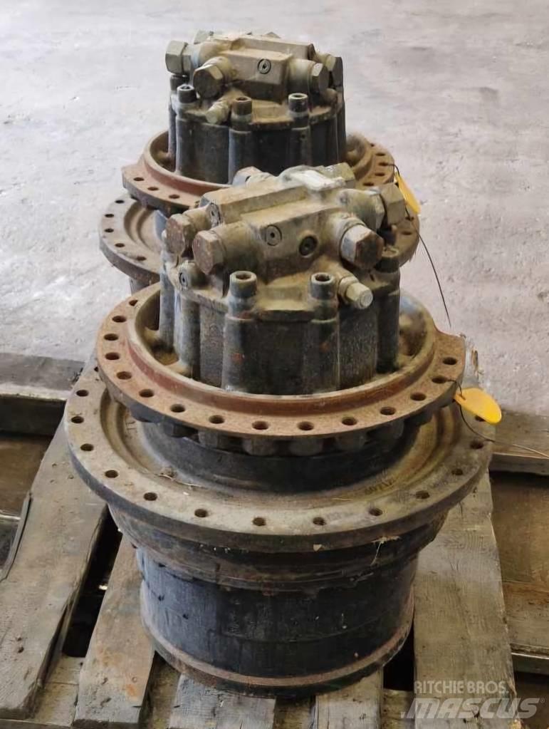 Hitachi ZX 300 Pásy, reťaze a podvozok