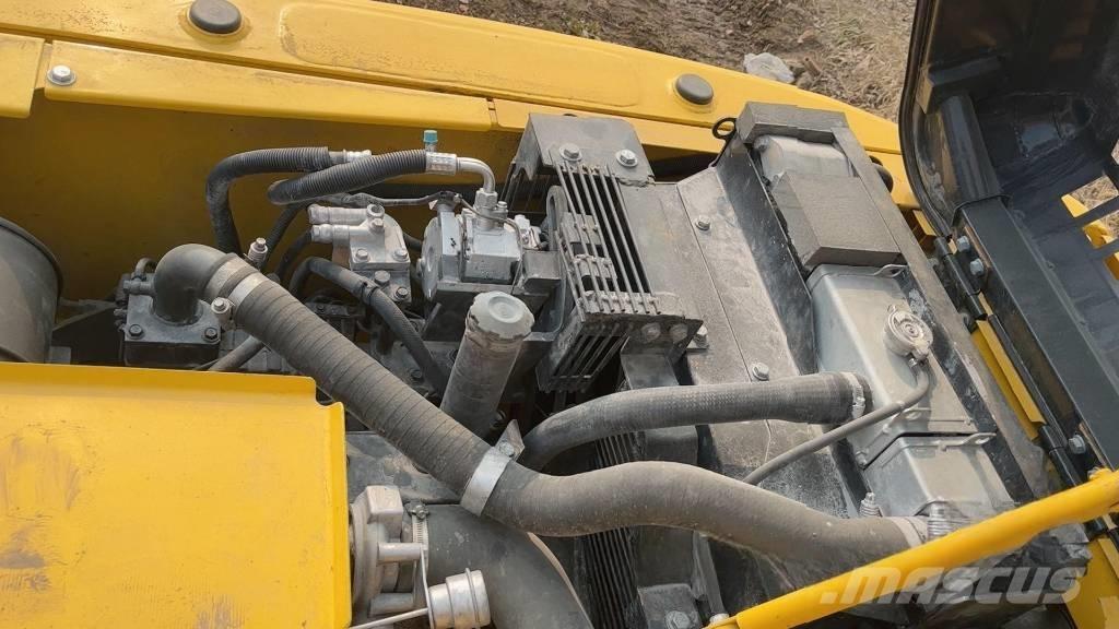 Komatsu PC 130 Pásové rýpadlá