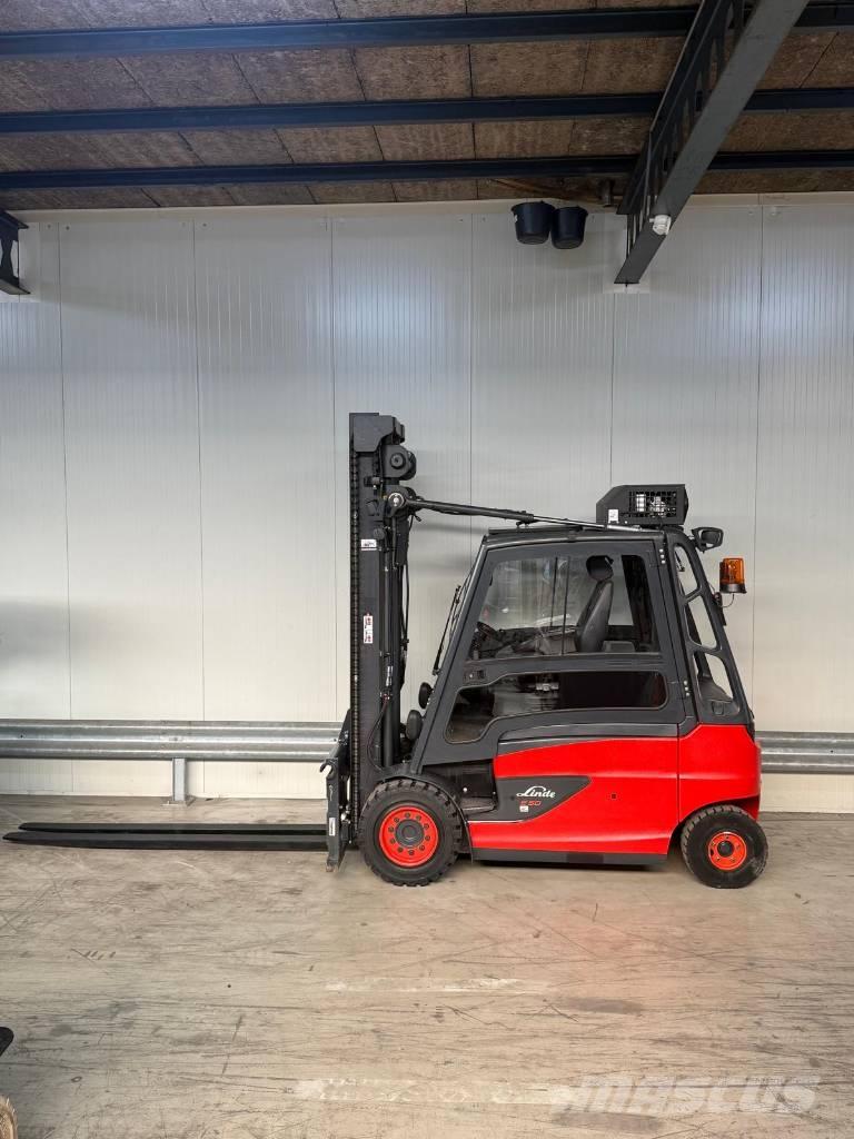 Linde E 50-02 Akumulátorové vozíky