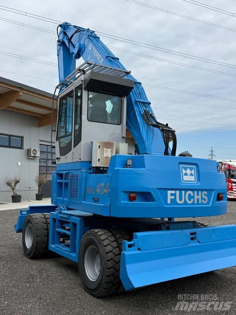 Fuchs MHL 434 Stroje pre manipuláciu s odpadom