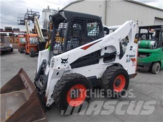 Bobcat S740 Šmykom riadené nakladače