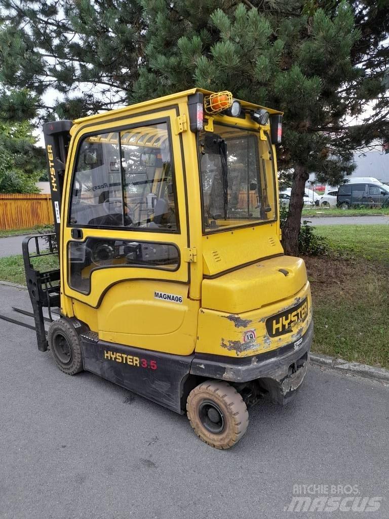 Hyster J3.5XN Akumulátorové vozíky