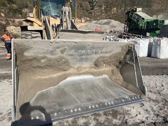 Volvo L 110 E Kolesové nakladače