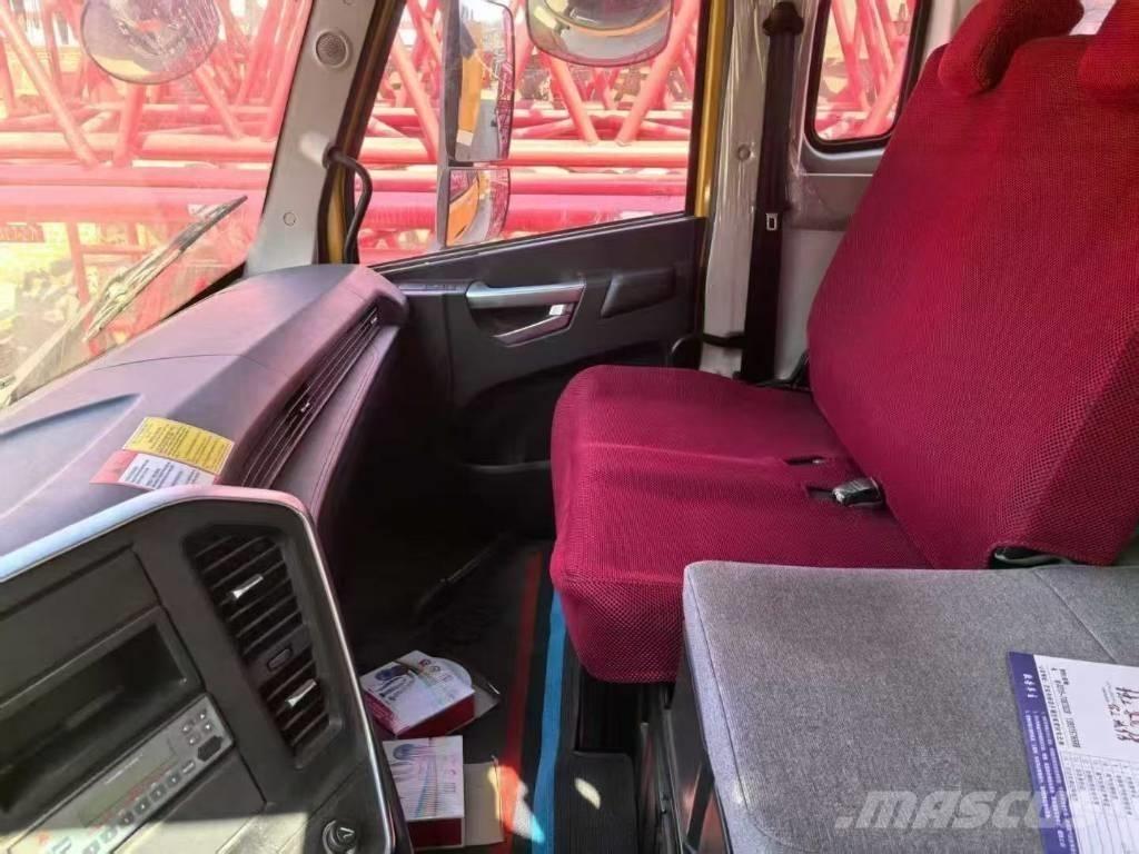 Sany stc900 Univerzálne terénne žeriavy