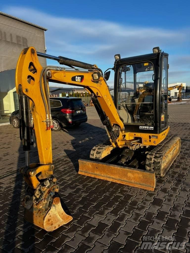 CAT 302.7 DCR Mini rýpadlá < 7t